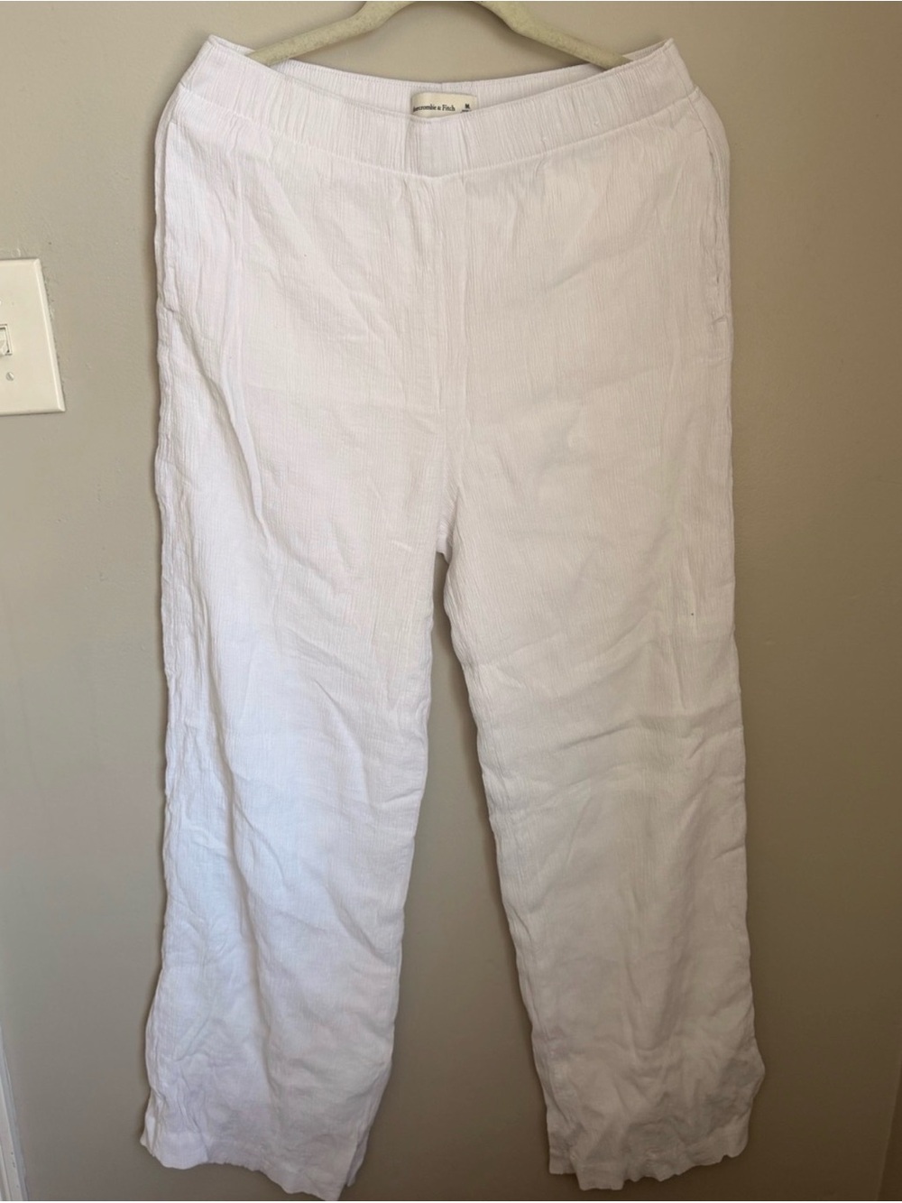 Abercrombie & Fitch White Wide-Leg Elastic-Waist Pants - Picture 2 of 3